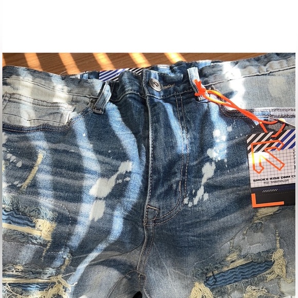 NWT Smoke Rise DNM Co. Slim Fit Ripped Jeans 32x32  Color is Cardiff Blue - Picture 9 of 14